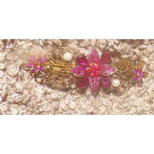 rhinestone and metal hair barrette clip